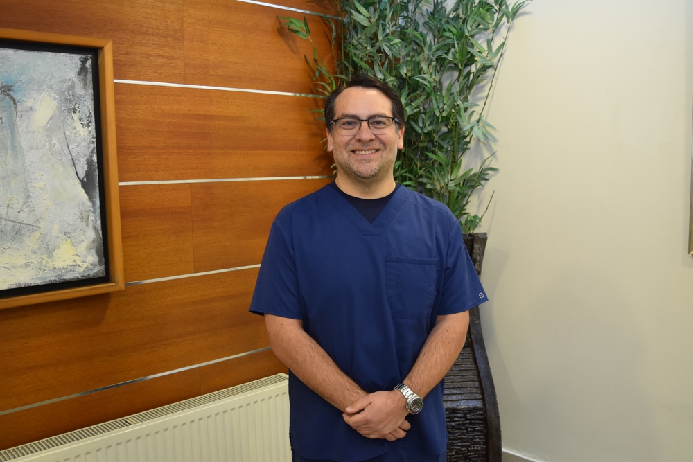 Dr. Cristián Chandía González